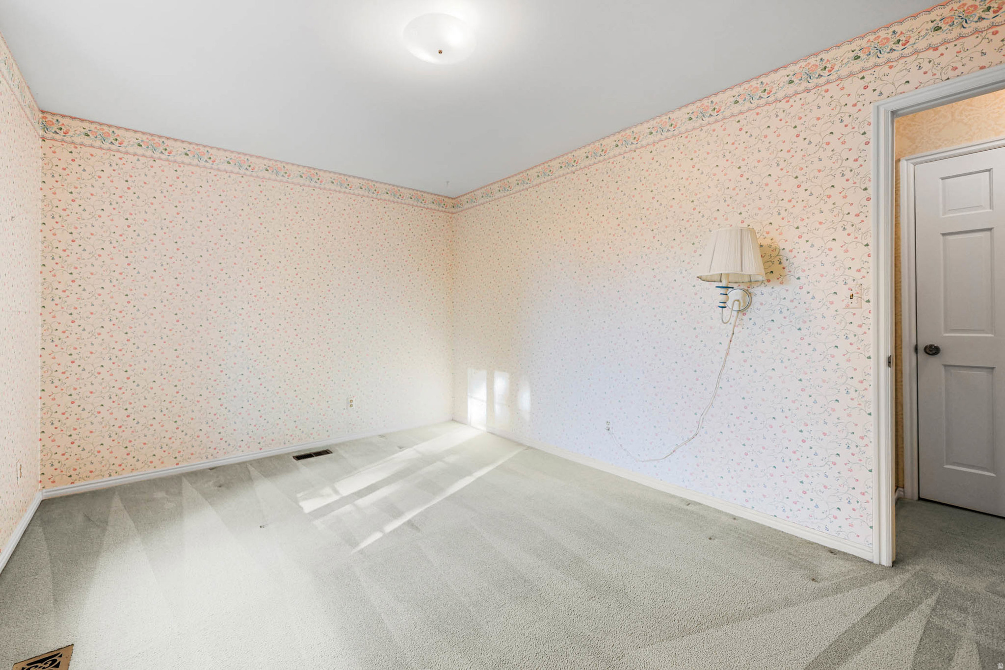 CAMBRIDGE ESTATES - Residential