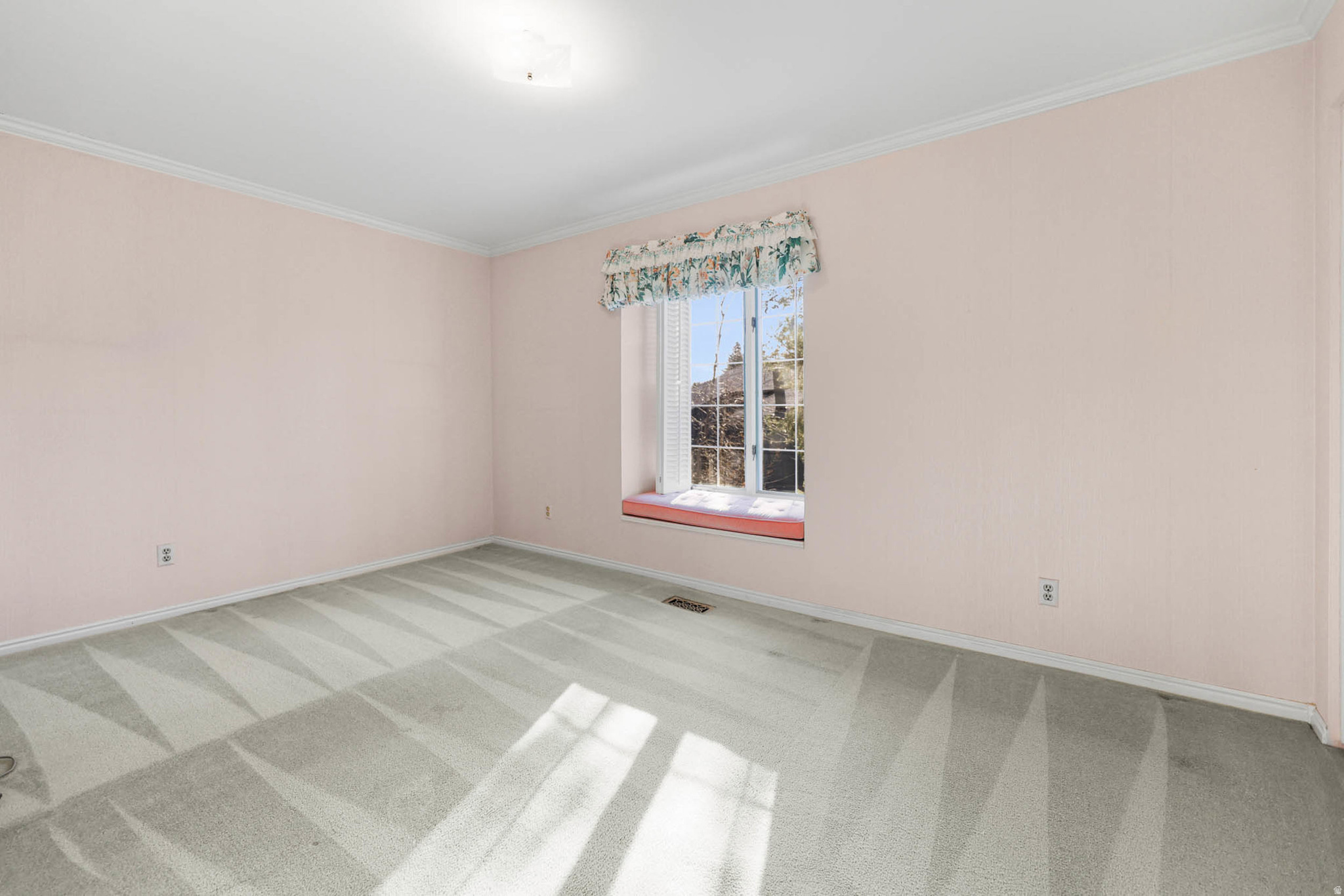 CAMBRIDGE ESTATES - Residential