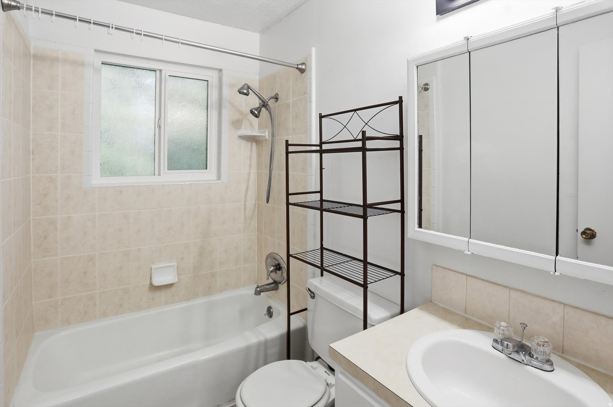 MILL CREEK - Residential