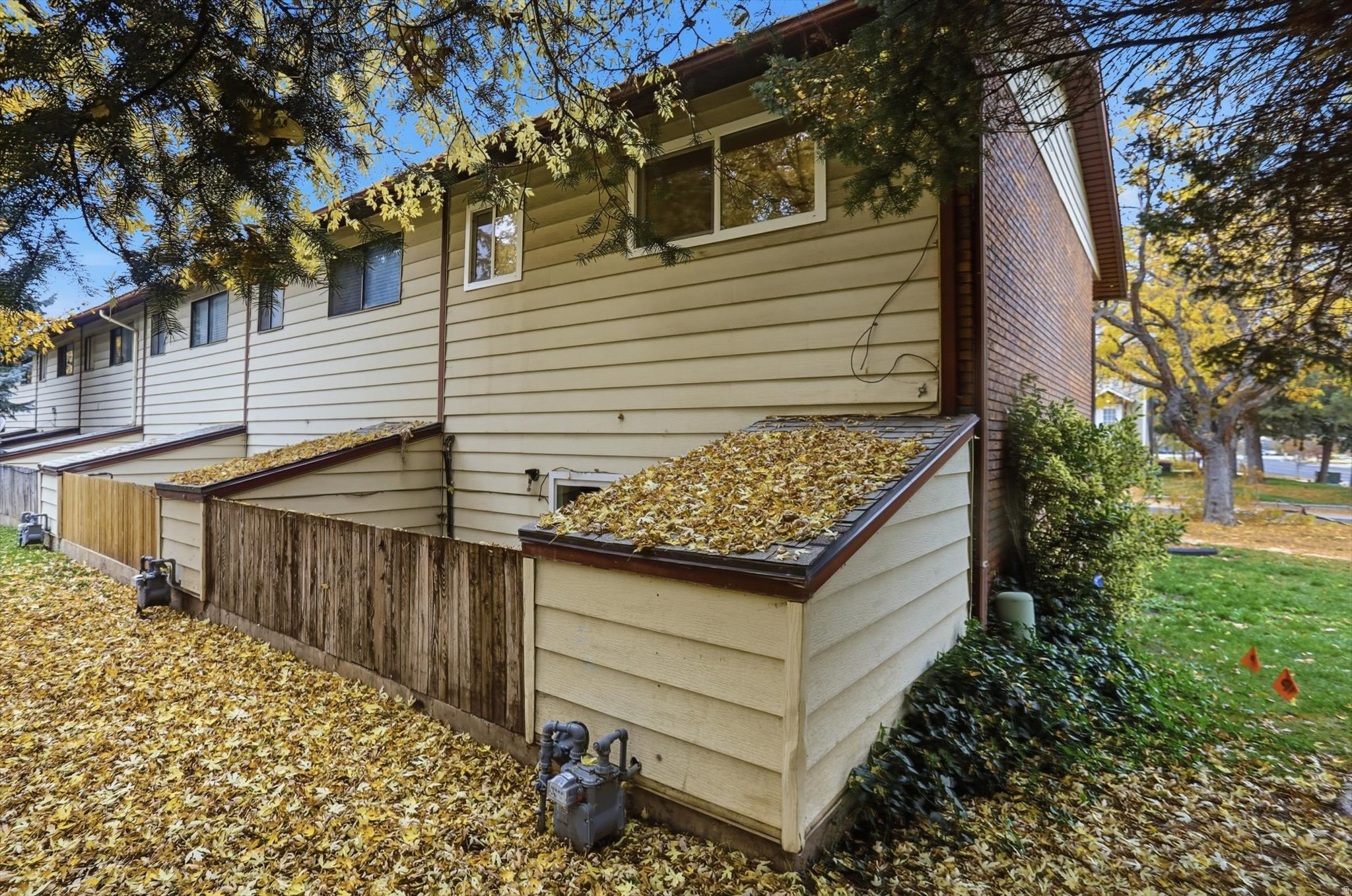 MILL CREEK - Residential