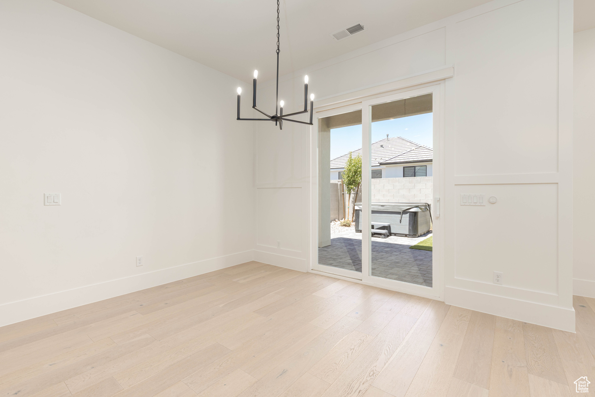 DESERT HORIZON - Residential