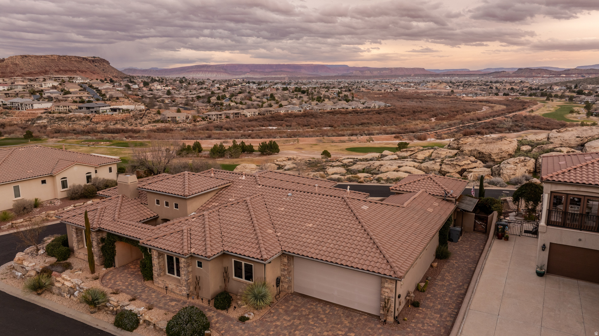 SIENNA CANYON AT WEBB HILL 1 - Residential