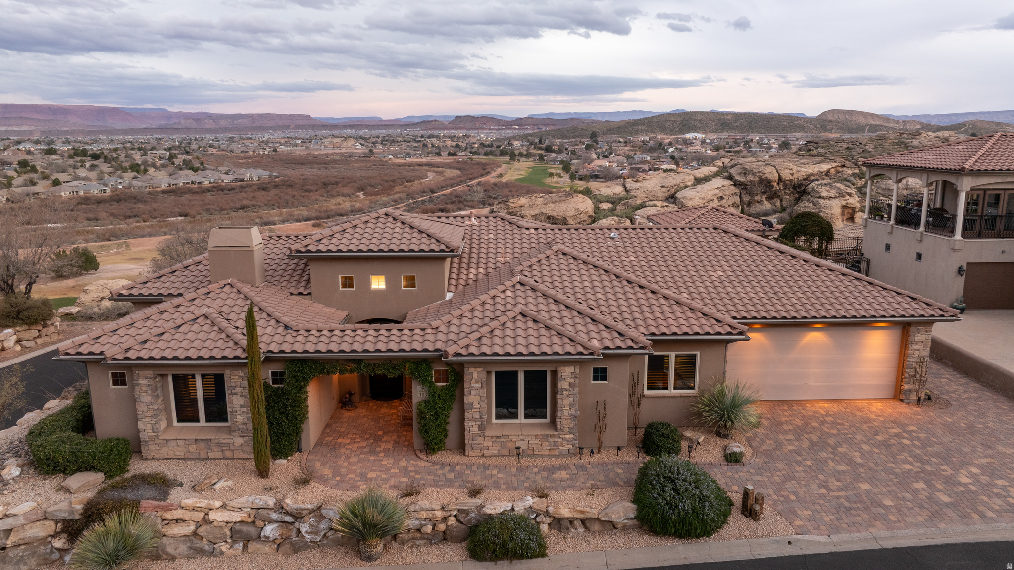 SIENNA CANYON AT WEBB HILL 1 - Residential