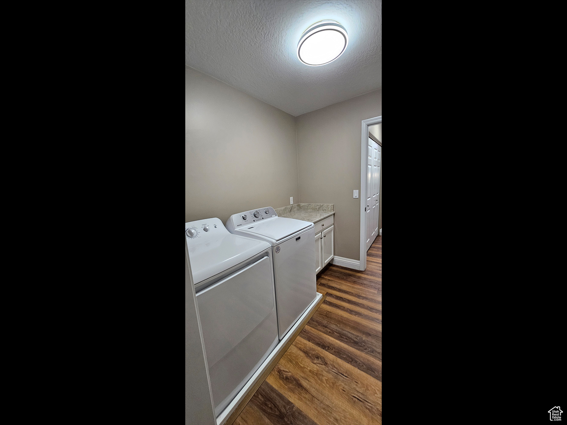 TOWNE CENTER VILLAS - Residential