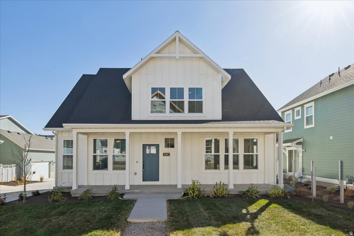 DAYBREAK - Residential