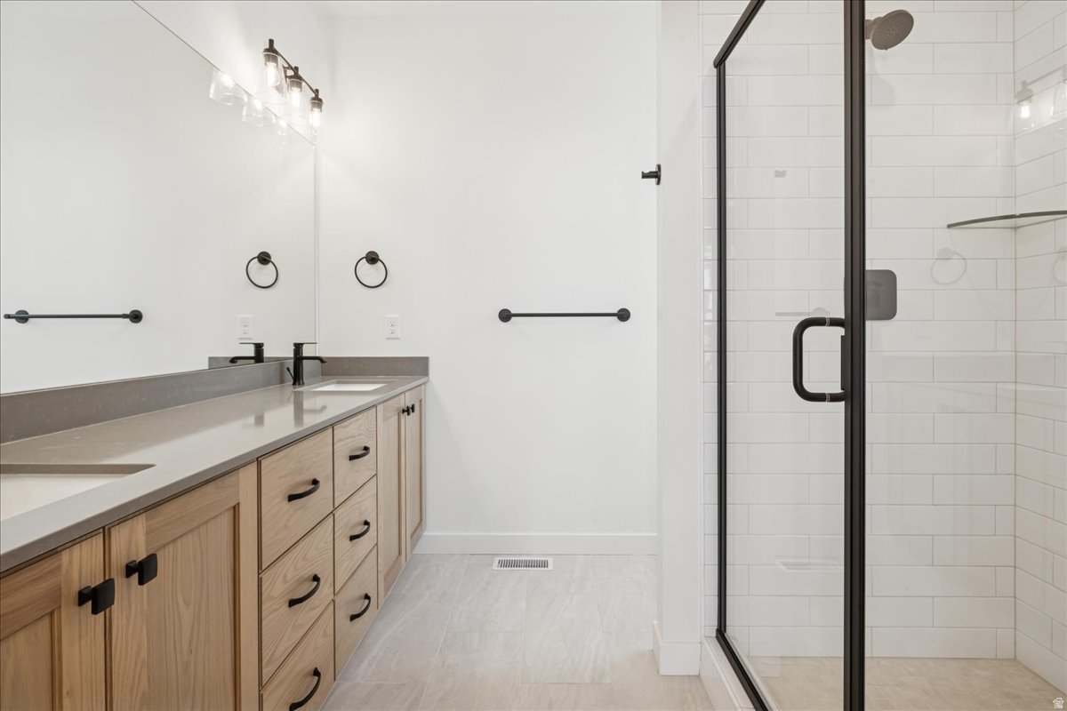 DAYBREAK - Residential