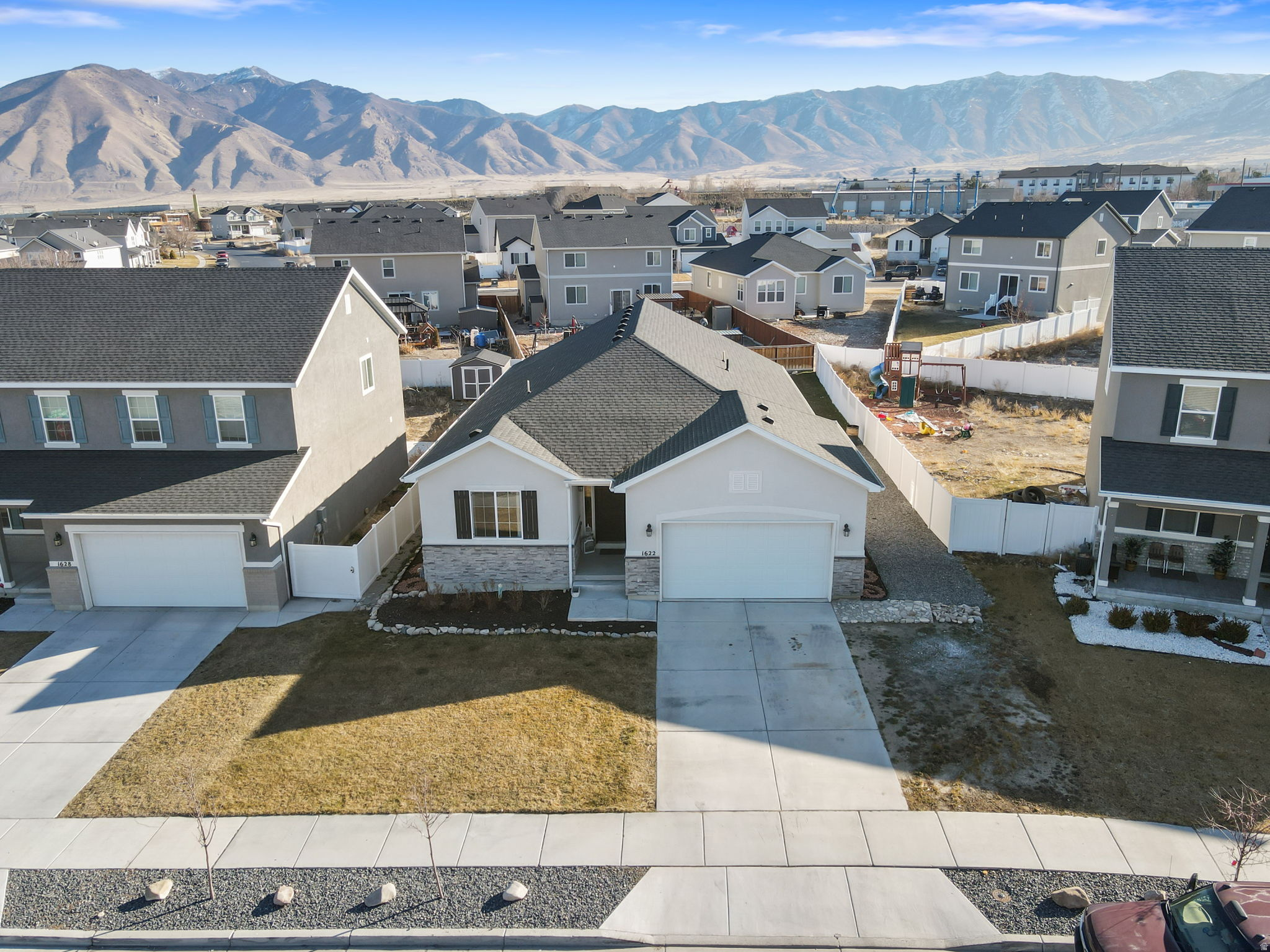 DRUMORE @ OVERLAKE - Residential