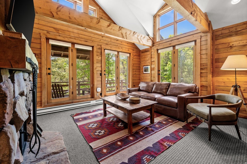Photo of 8840 N THE KNOLL #34, Provo, UT 84604 (MLS # 2164990)
