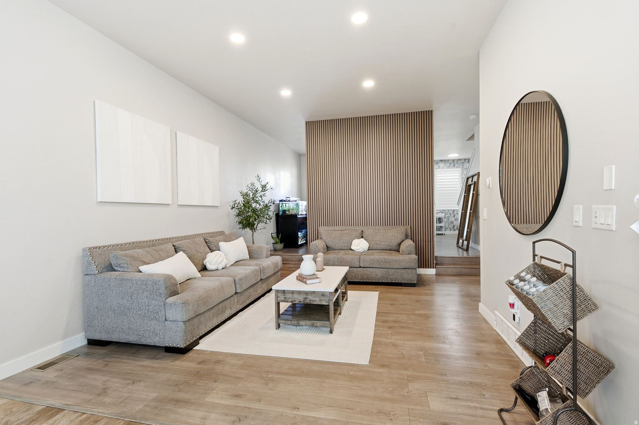 KENNECOTT DAYBREAK V - Residential