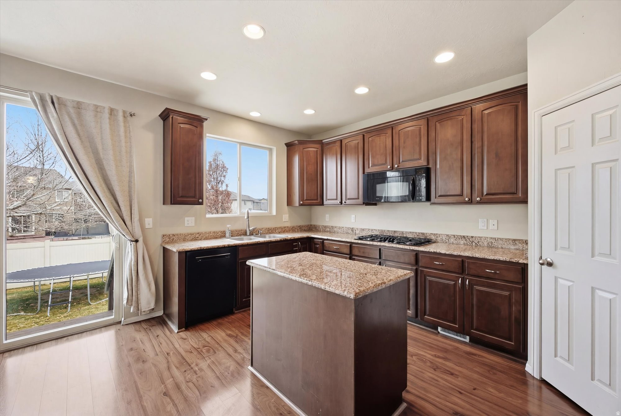 HERRIMAN TOWNE CENTE - Residential