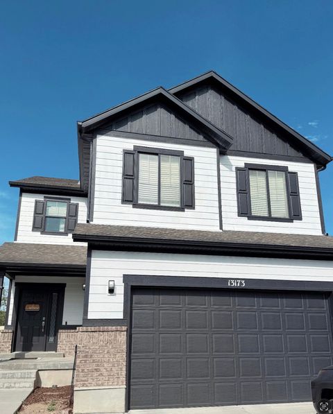 Photo of 13173 S HERRIMAN ROSE BLVD W, Herriman, UT 84096 (MLS # 2137130)