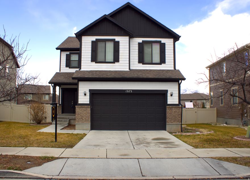 Welcome to this beautifully maintained 4-bedroom, 2.5-bath home in the heart of Herriman. With a fully finished basement, this home offers flexible living space perfect for a second family room, home office, gym, or guest retreat. The main level features an open layout with natural light and seamless flow between the kitchen and living areas, ideal for everyday living and entertaining. Upstairs you'll find spacious bedrooms and a functional layout designed for comfort. Enjoy a fully usable yard and convenient access to parks, schools, shopping, and major commuter routes. A move-in-ready home with the space you've been looking for.