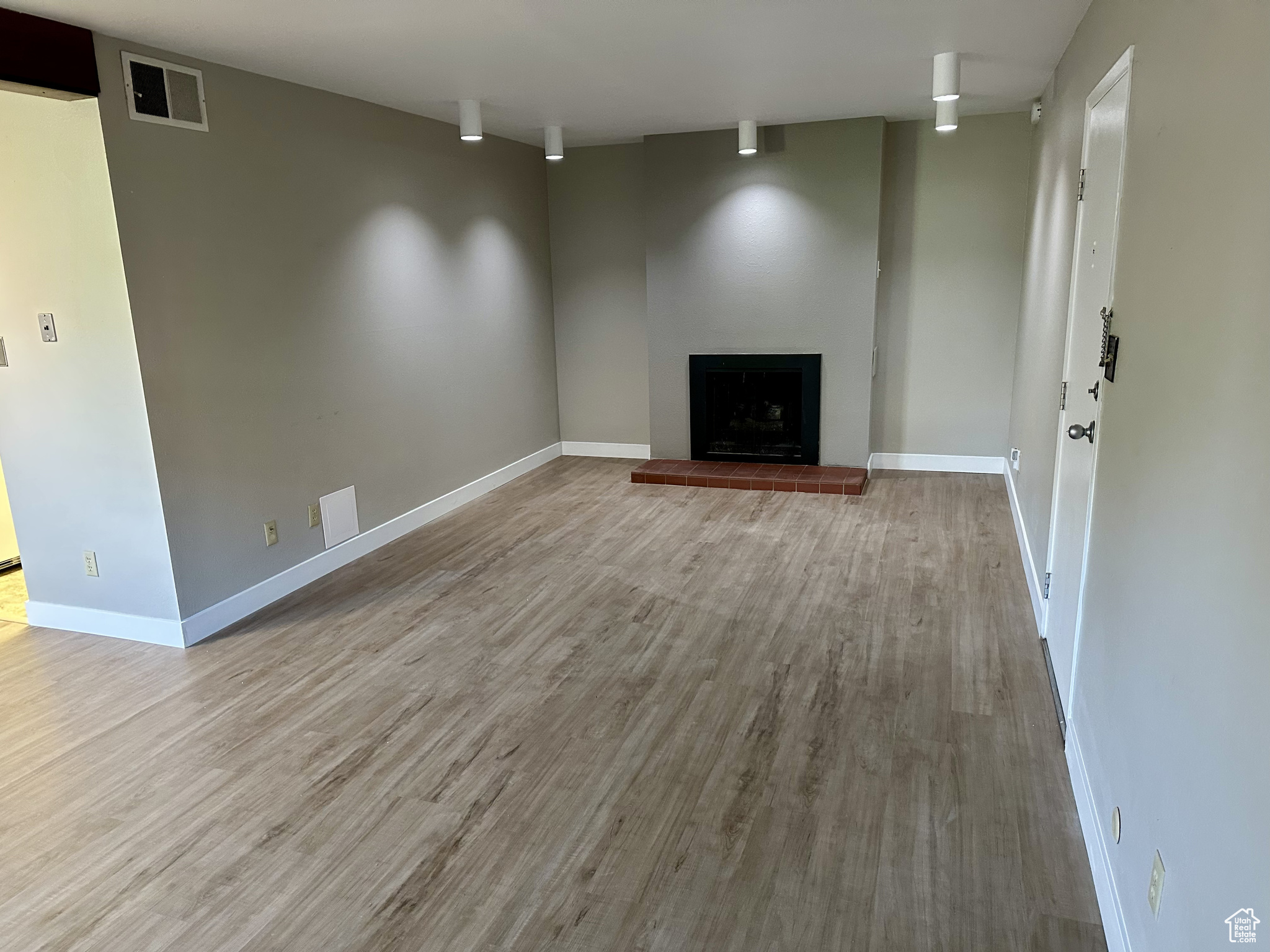 FOOTHILL GARDENS - Residential