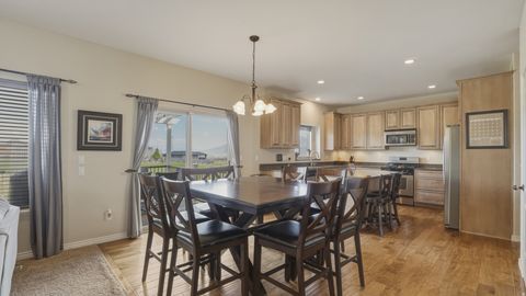 Tiny photo for 3926 E BARTON CREEK DR, Eagle Mountain, UT 84005 (MLS # 2154140)