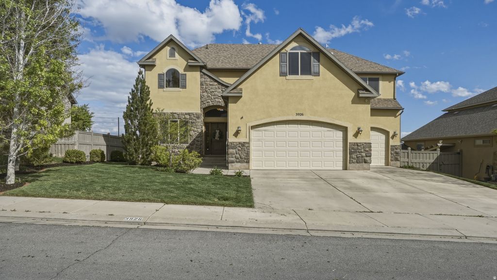 Photo of 3926 E BARTON CREEK DR, Eagle Mountain, UT 84005 (MLS # 2154140)