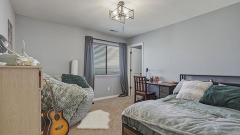 Tiny photo for 3926 E BARTON CREEK DR, Eagle Mountain, UT 84005 (MLS # 2154140)