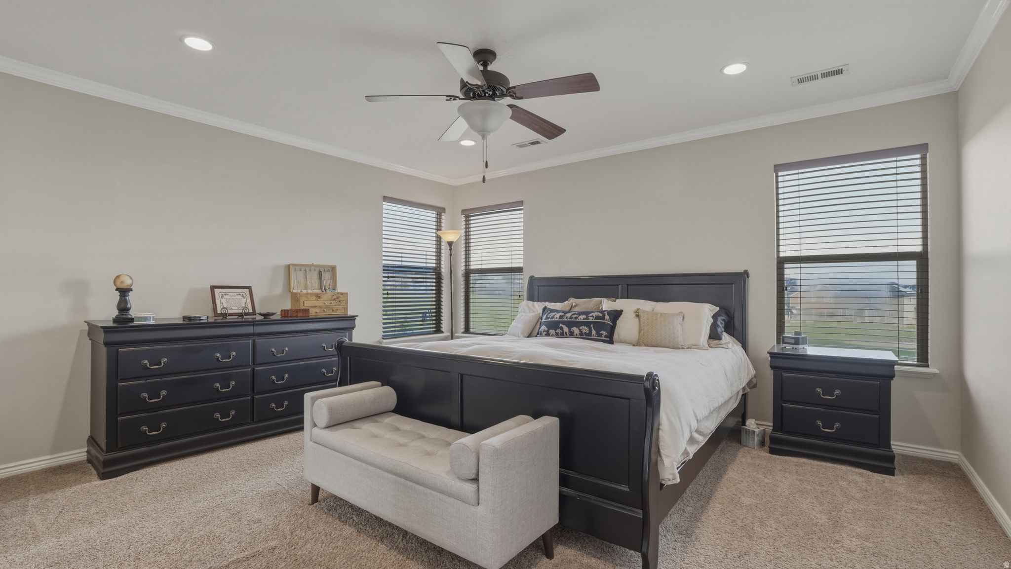 HIGHLANDS ON THE GREEN - Residential