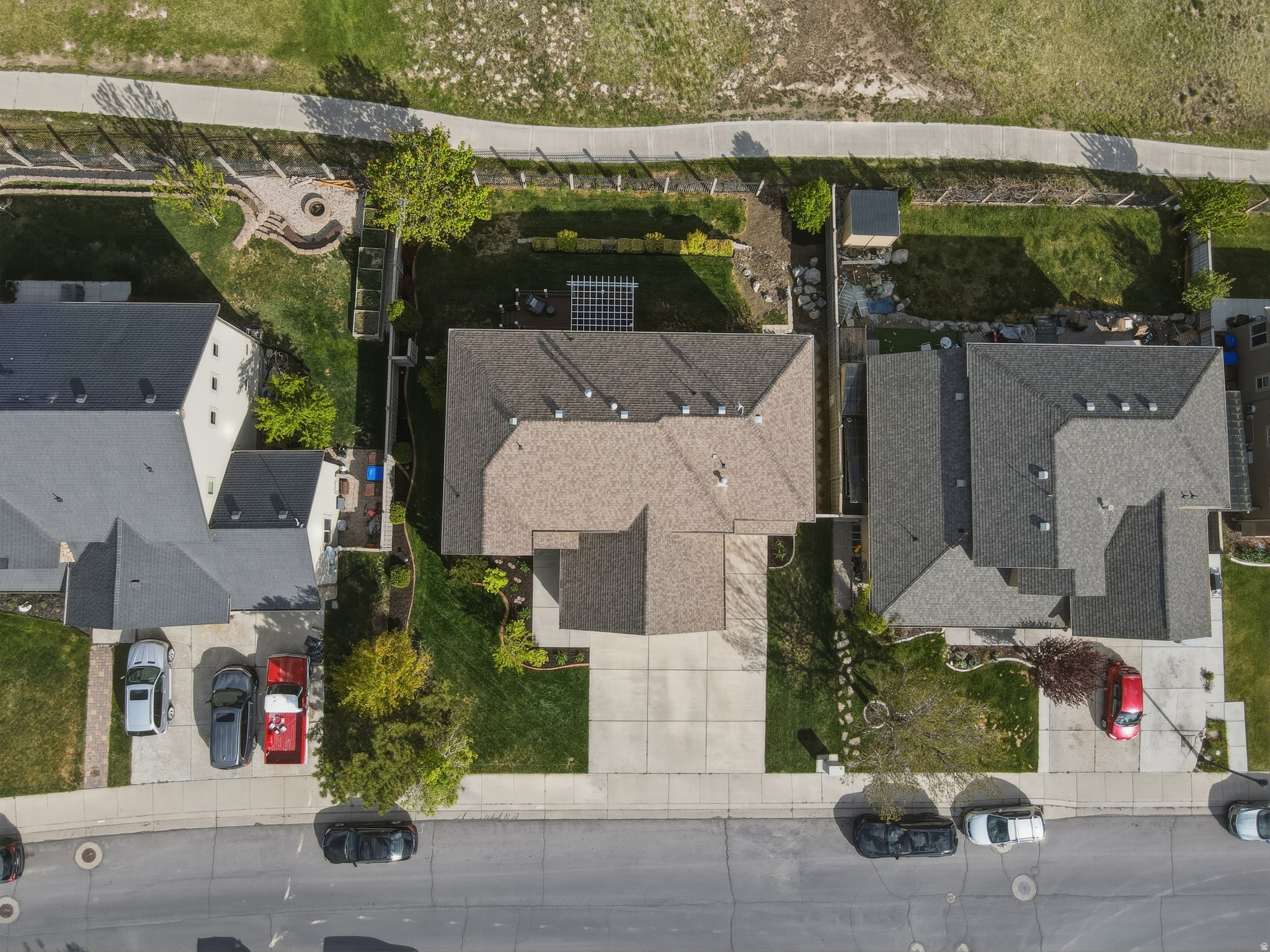 HIGHLANDS ON THE GREEN - Residential