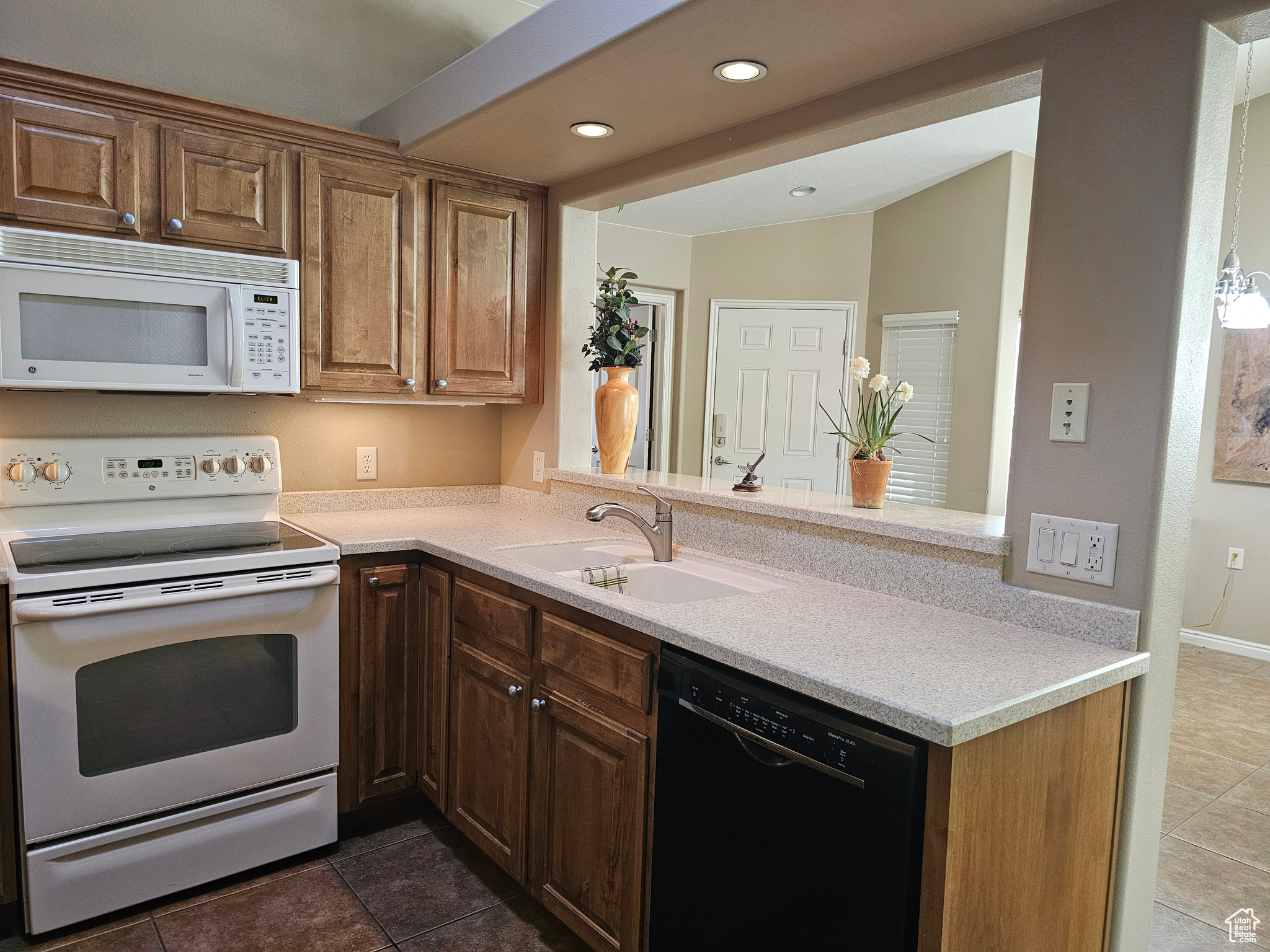 1325 W Cantamar Dr, Saint George, Utah image 13