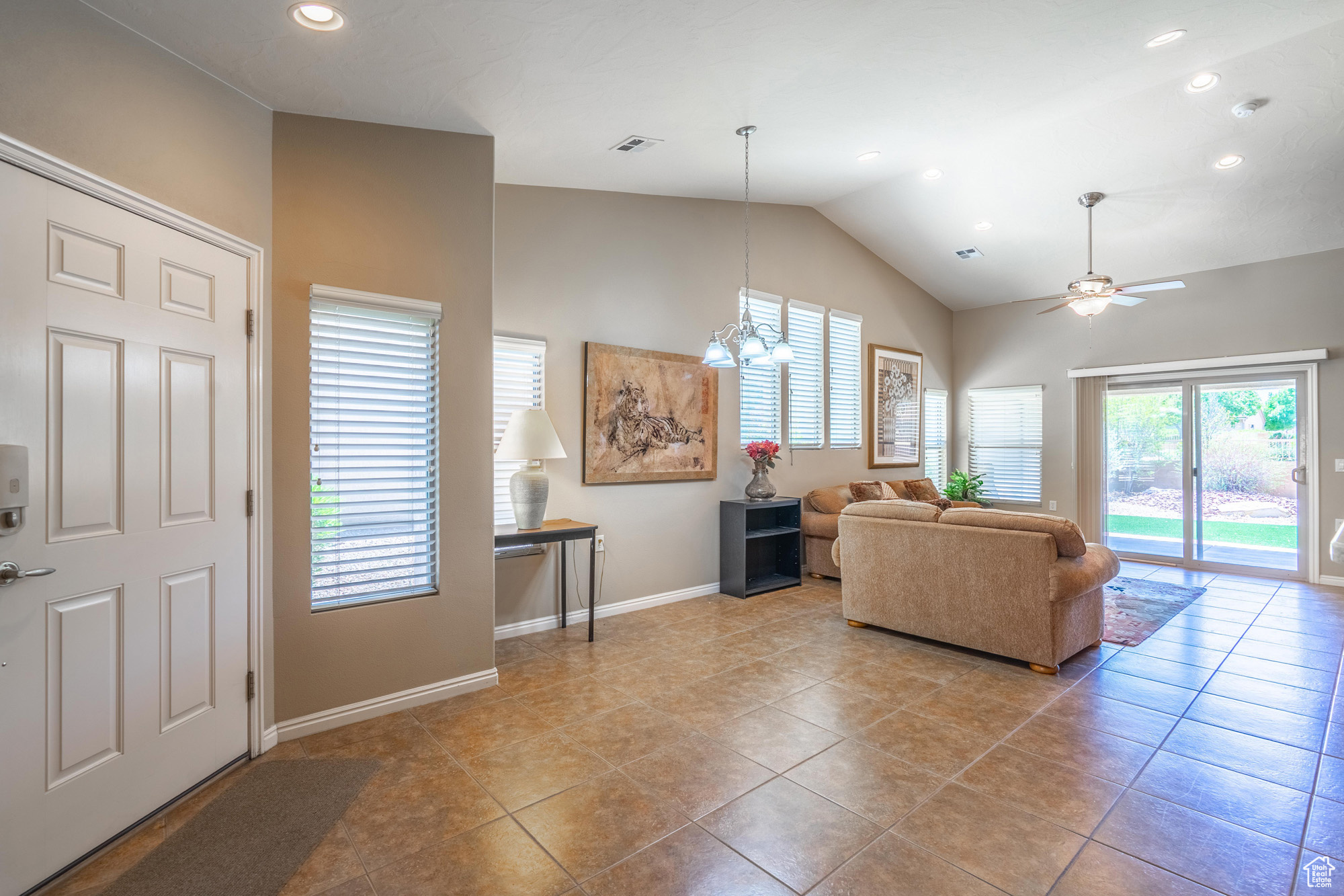 1325 W Cantamar Dr, Saint George, Utah image 2