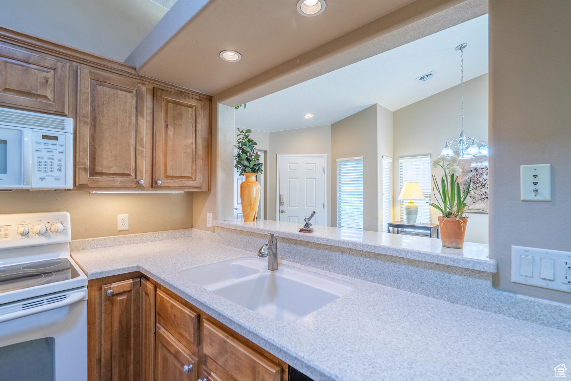 1325 W Cantamar Dr, Saint George, Utah image 15