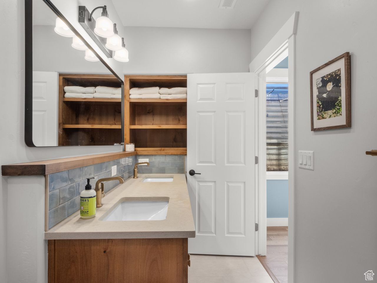COTTONWOOD MEADOWS - Residential