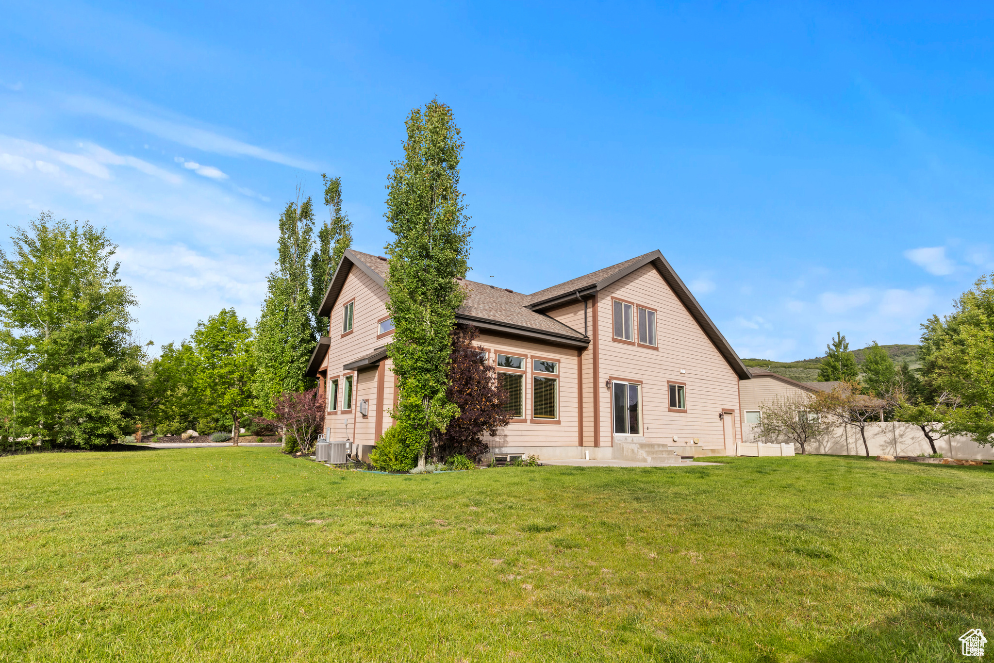 COTTONWOOD MEADOWS - Residential