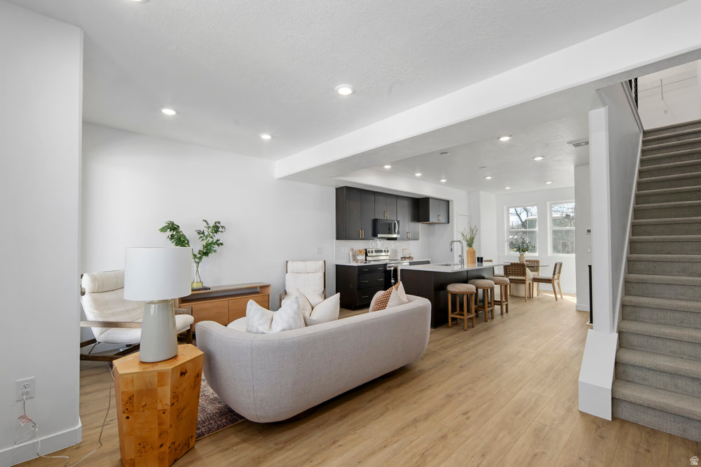 HOME SUB - Residential