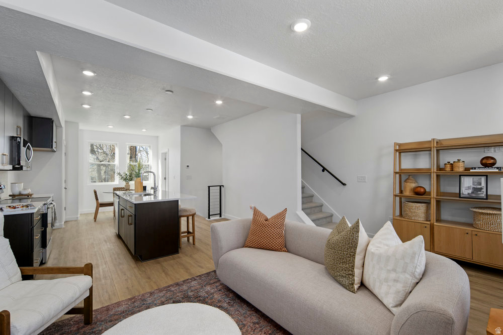 HOME SUB - Residential