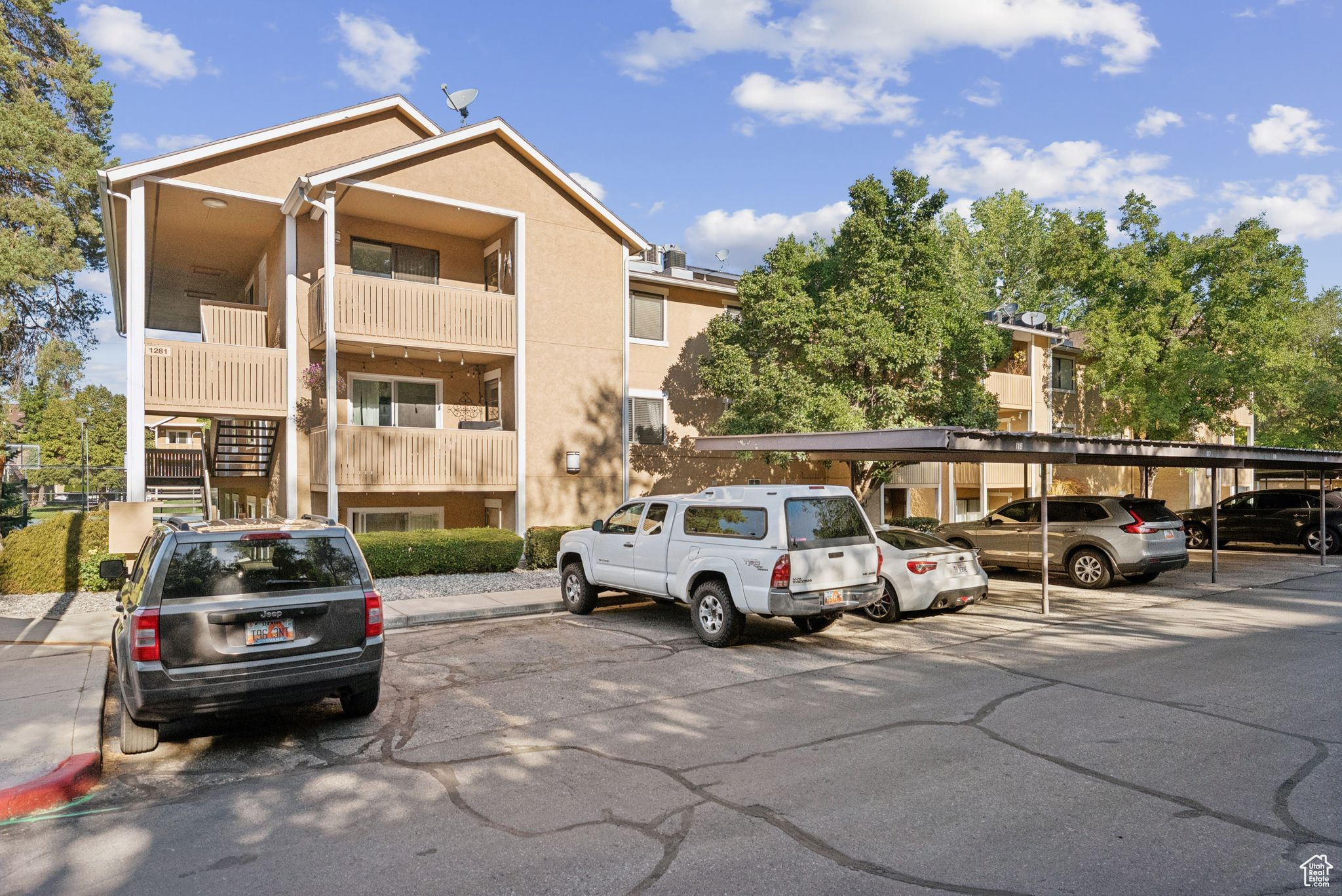 SHADOW RIDGE - Residential