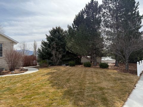 Tiny photo for 7125 S CASE MOUNTAIN CV W, West Jordan, UT 84081 (MLS # 2140116)
