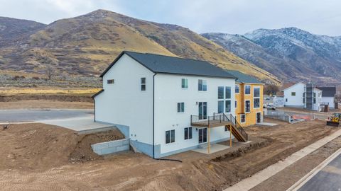 Tiny photo for 1836 S 100 E, Payson, UT 84651 (MLS # 2132601)