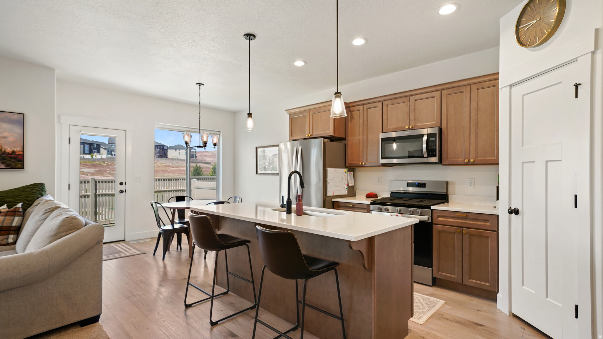 RIDGEHORNE - Residential