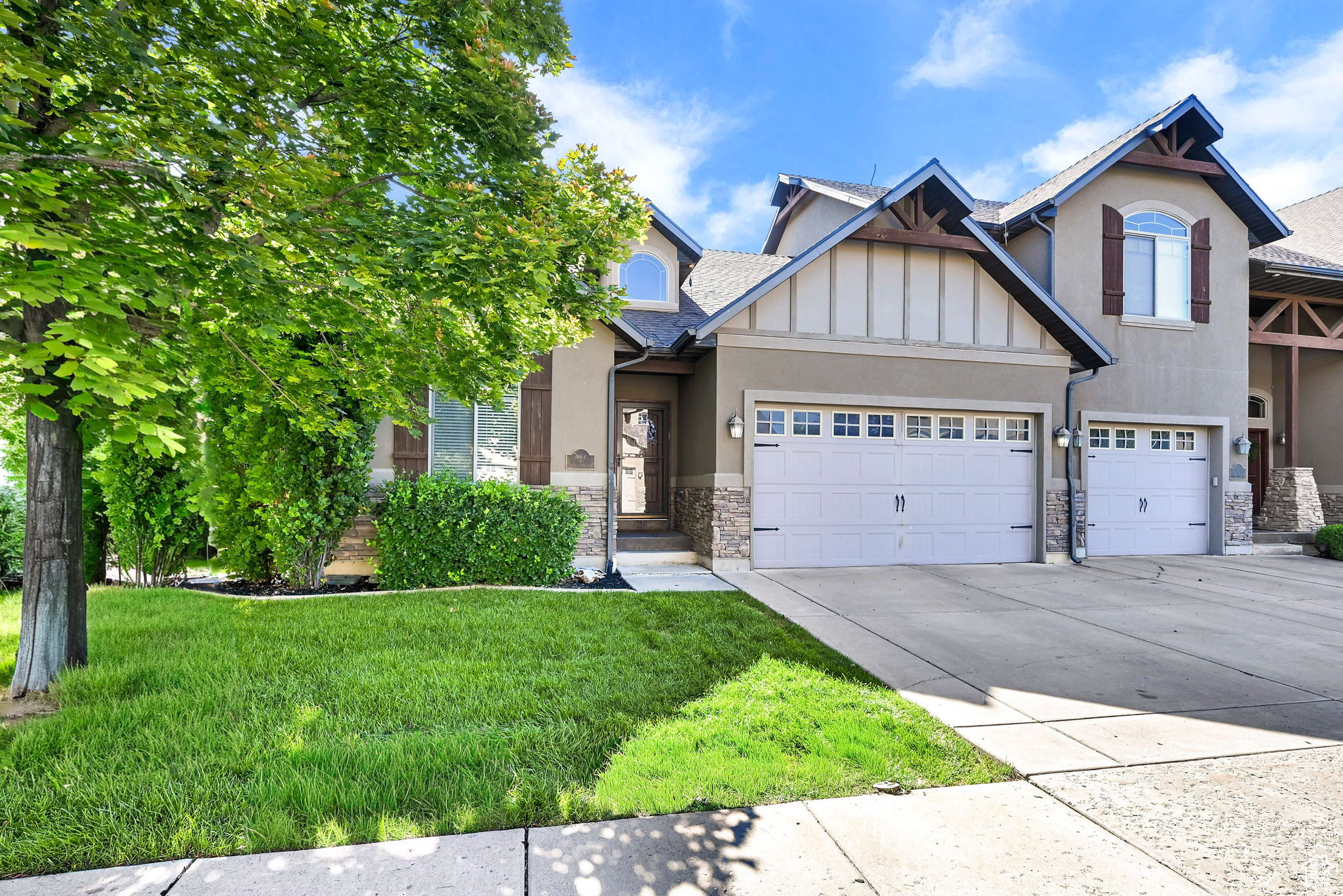 STONE CREEK - Residential