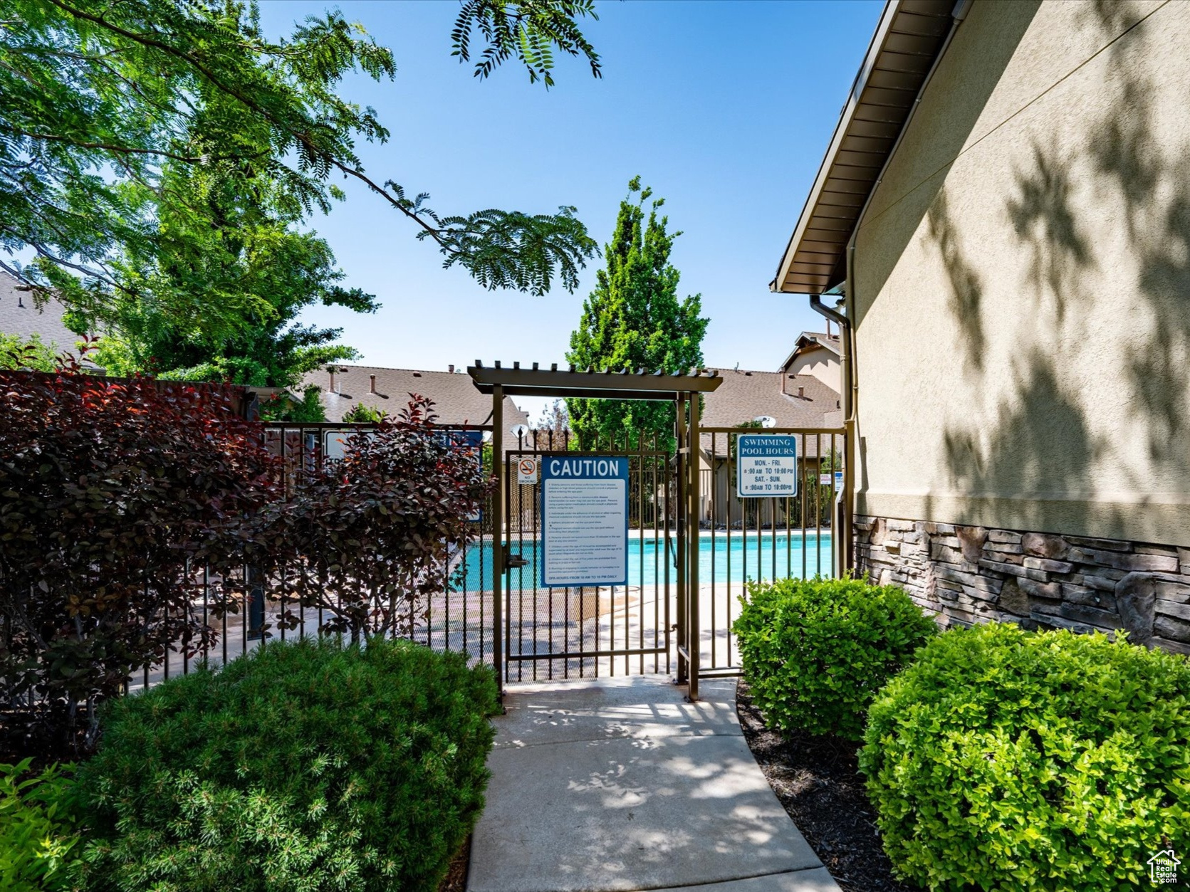 STONE CREEK - Residential