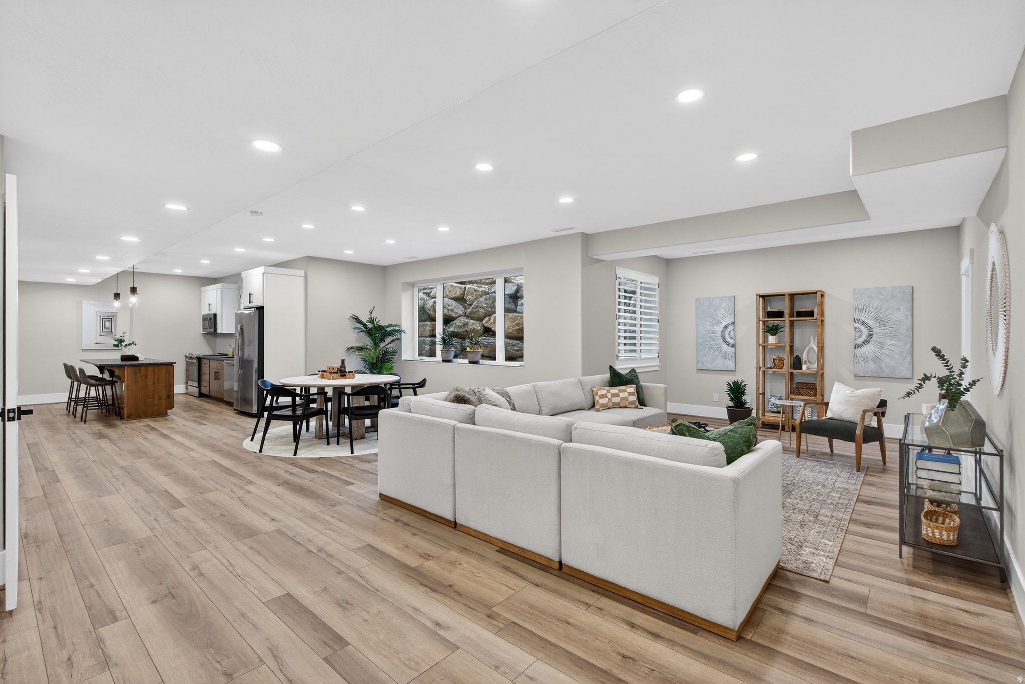 HIDDEN HOLLOW - Residential