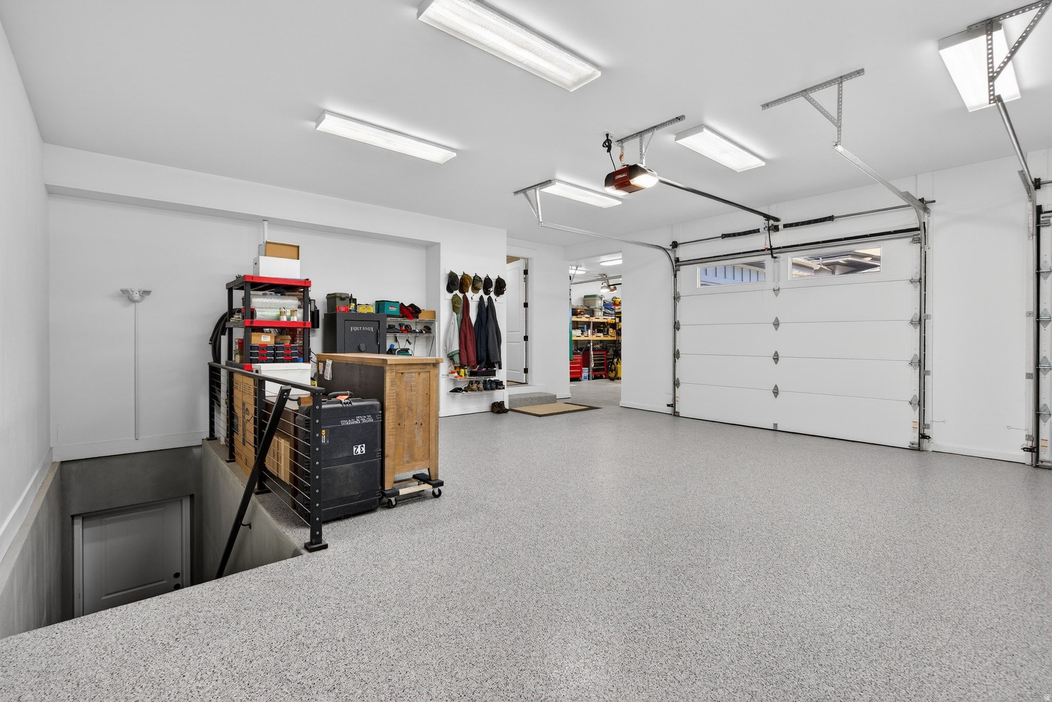 HIDDEN HOLLOW - Residential