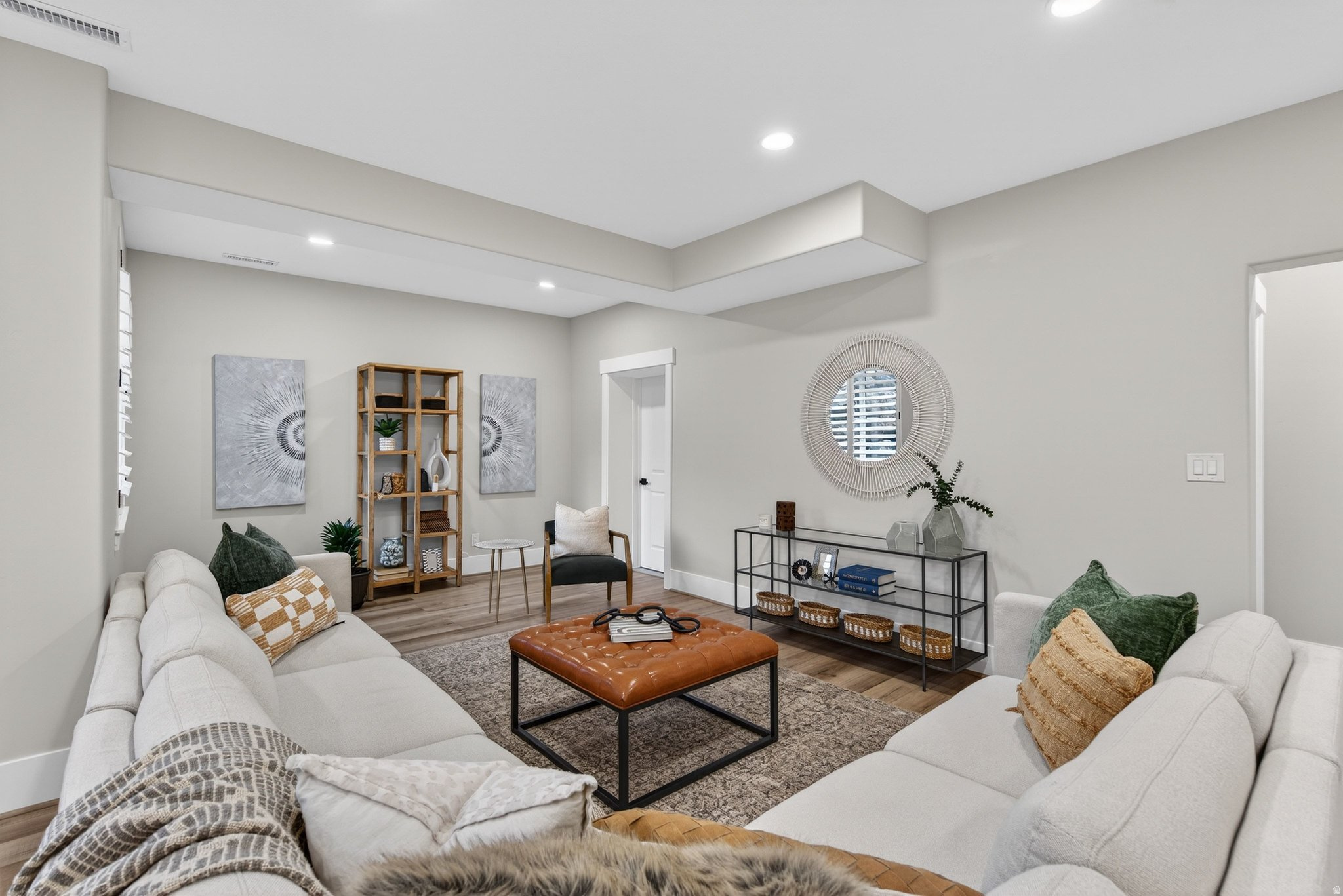 HIDDEN HOLLOW - Residential