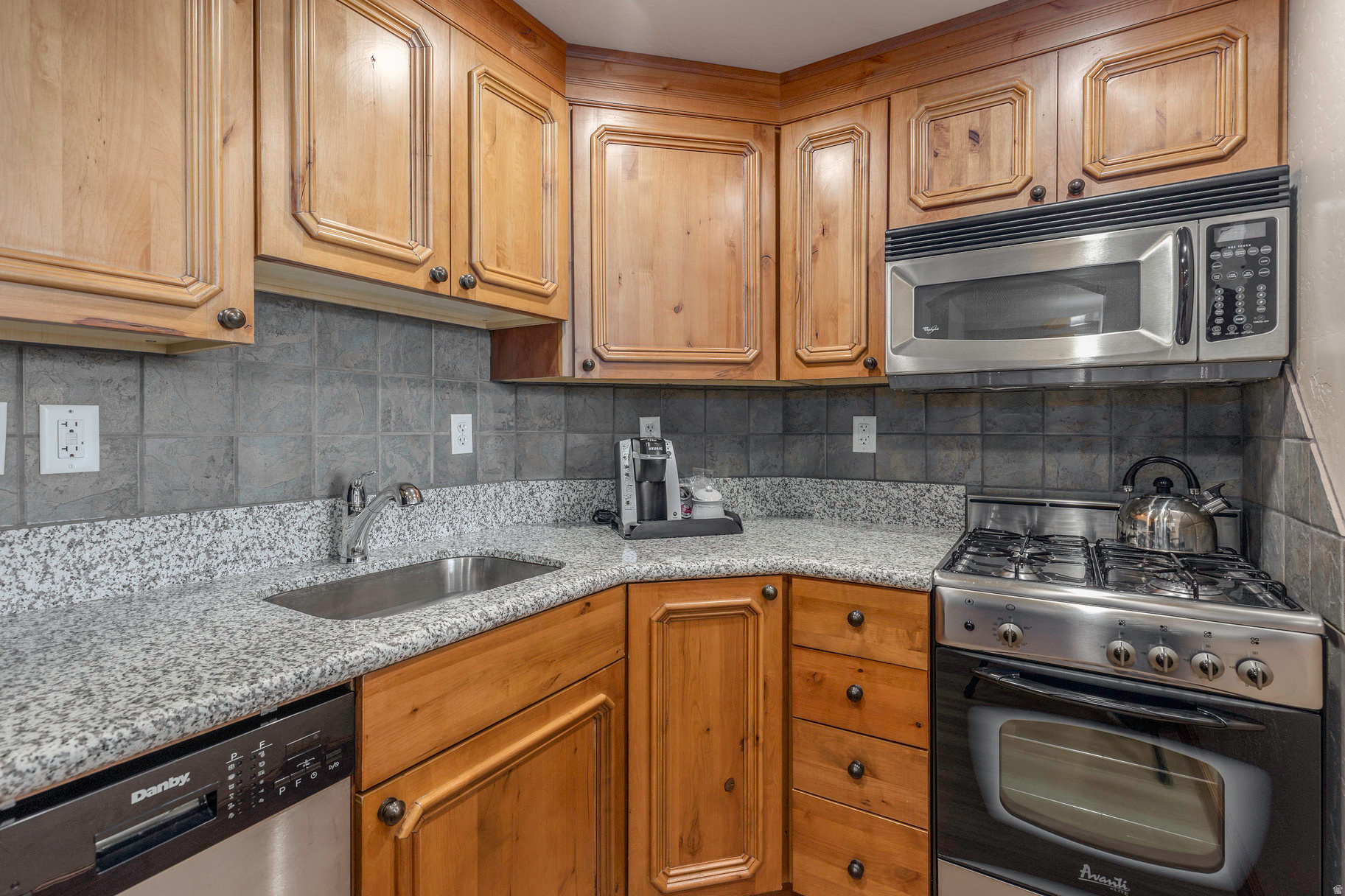 VILLAS AT ZERMATT - Residential