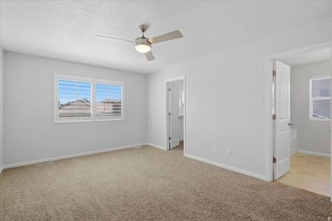 Tiny photo for 702 S WIND MILL LN, Kaysville, UT 84037 (MLS # 2178210)