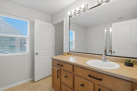 Tiny photo for 702 S WIND MILL LN, Kaysville, UT 84037 (MLS # 2178210)