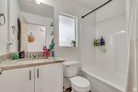 Tiny photo for 2415 E BOXWOOD LN #616, Eagle Mountain, UT 84005 (MLS # 2108409)