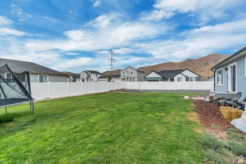 Tiny photo for 2415 E BOXWOOD LN #616, Eagle Mountain, UT 84005 (MLS # 2108409)