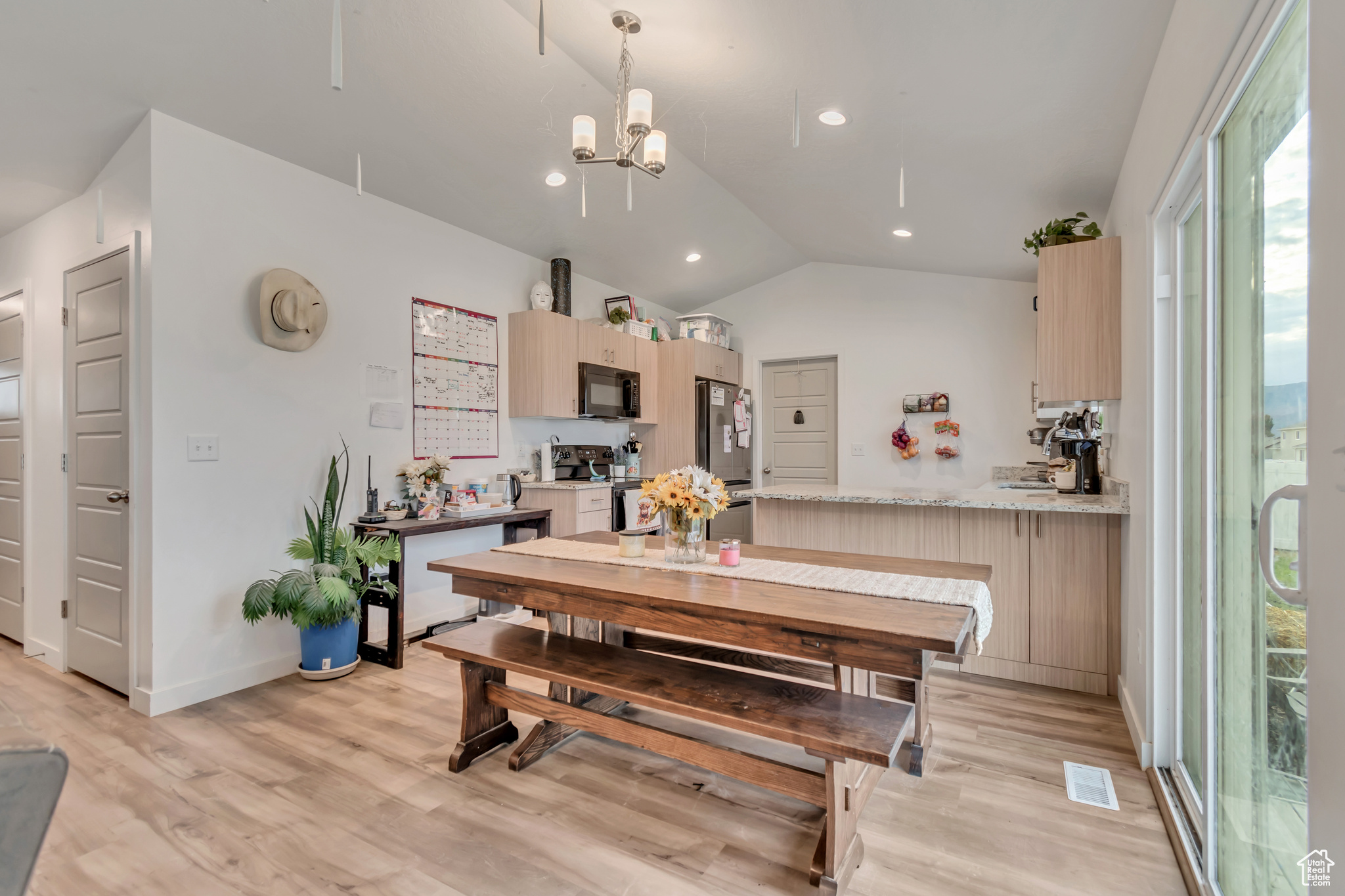 EAGLE POINT - Residential