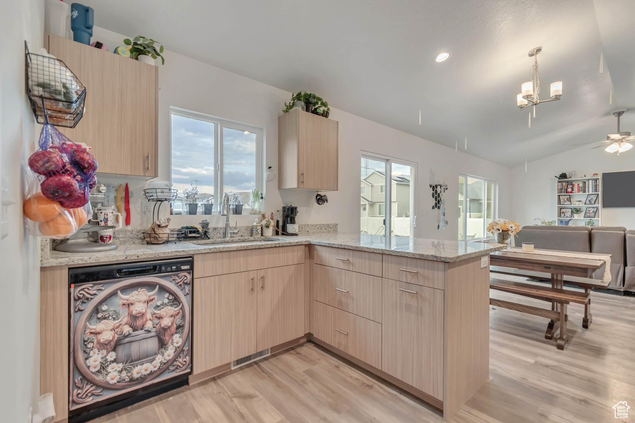 EAGLE POINT - Residential