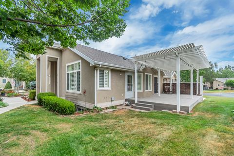 Tiny photo for 316 E PAVILION CIR, Saratoga Springs, UT 84045 (MLS # 2173893)