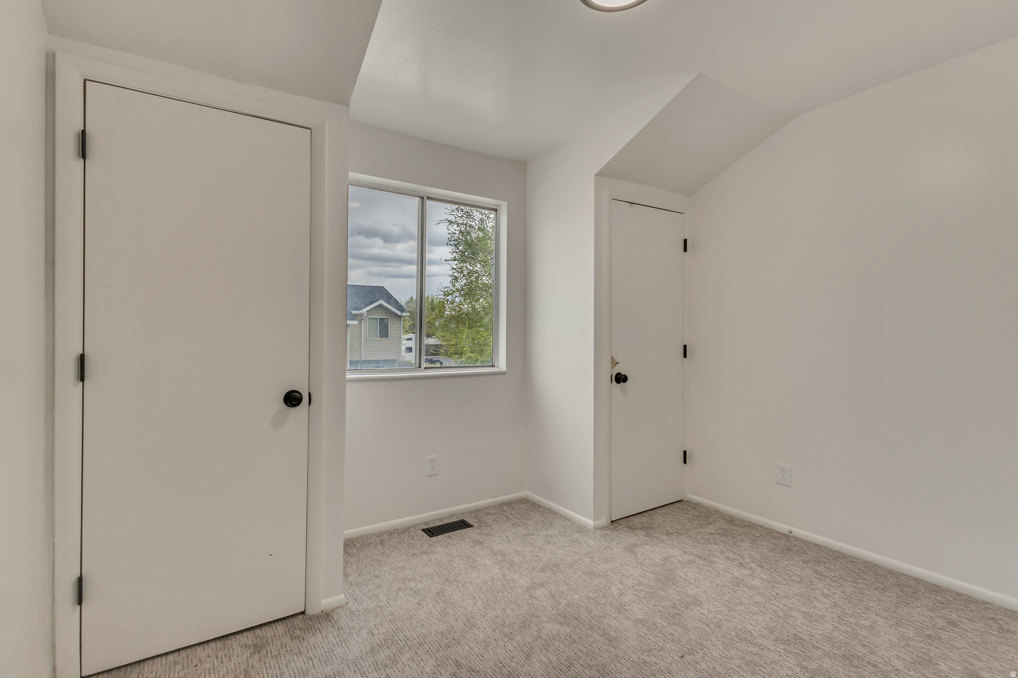 ANDREWS - Residential