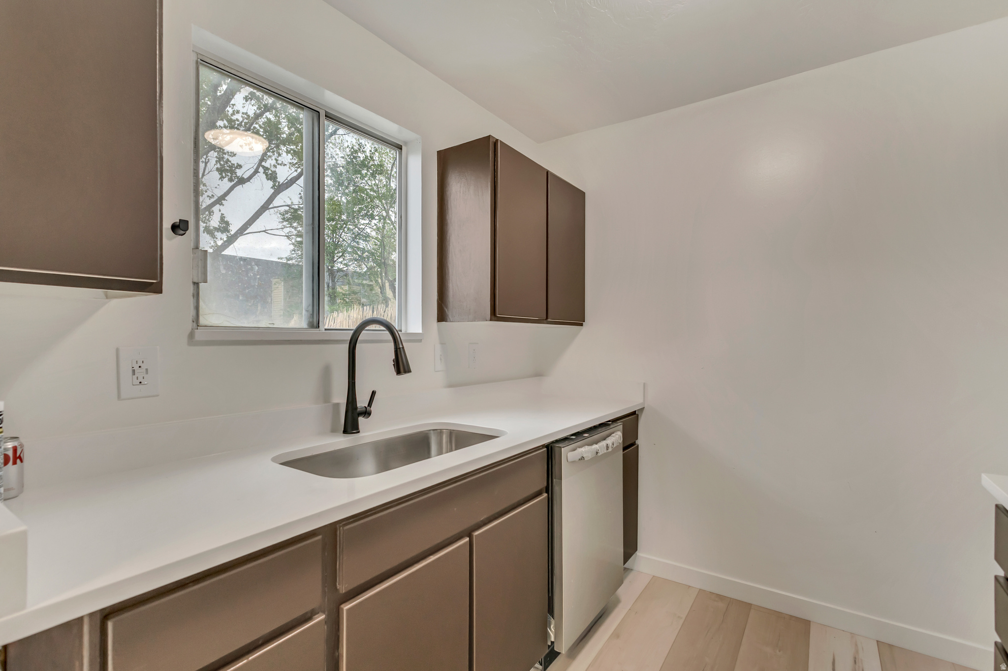 ANDREWS - Residential