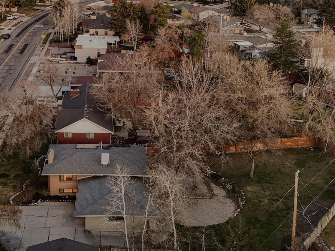 WILLOW CREEK #4 - Residential