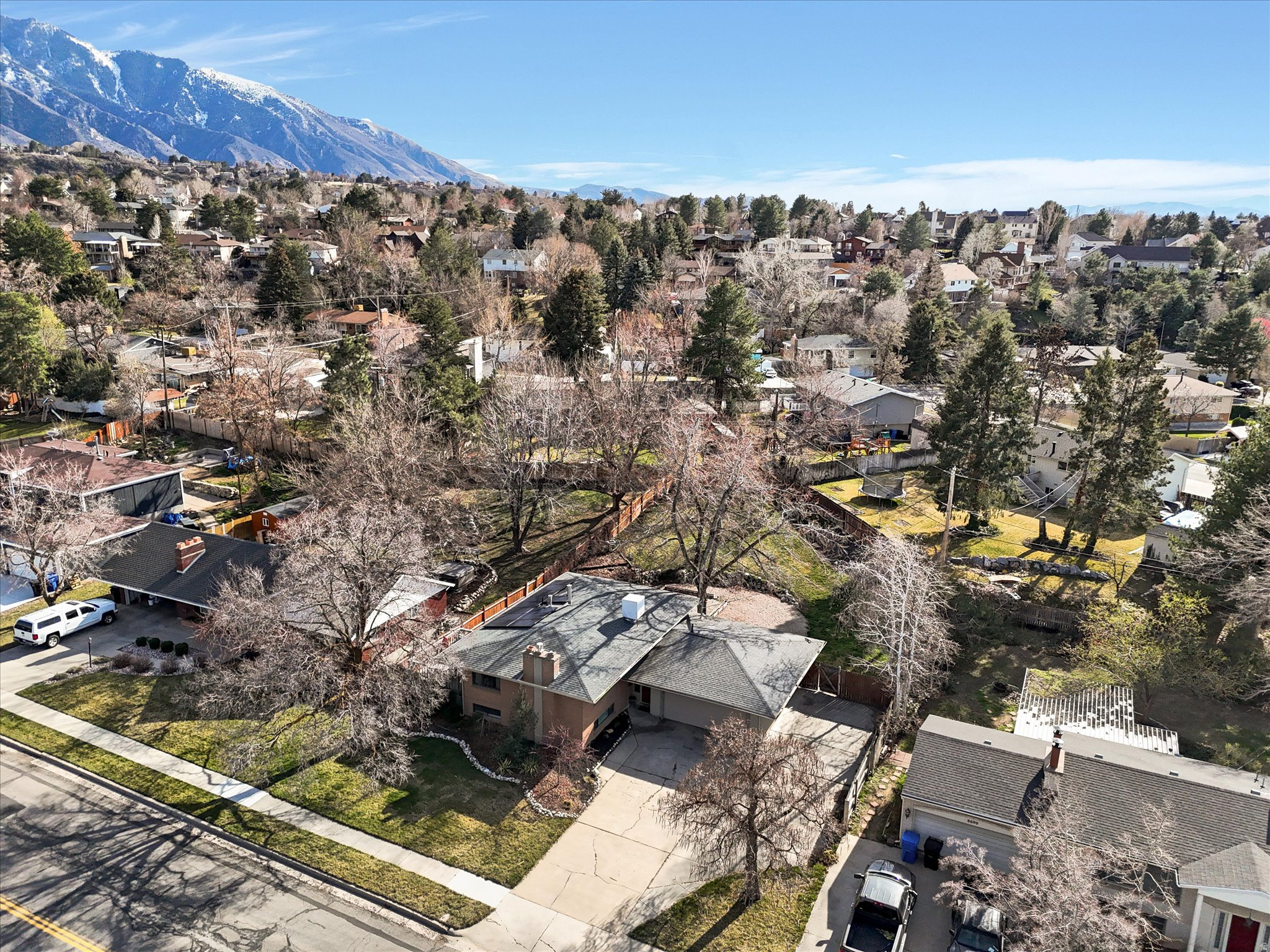 WILLOW CREEK #4 - Residential